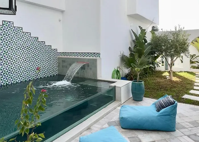Villa Poseidon: Piscine Et Rooftop A Hammamet